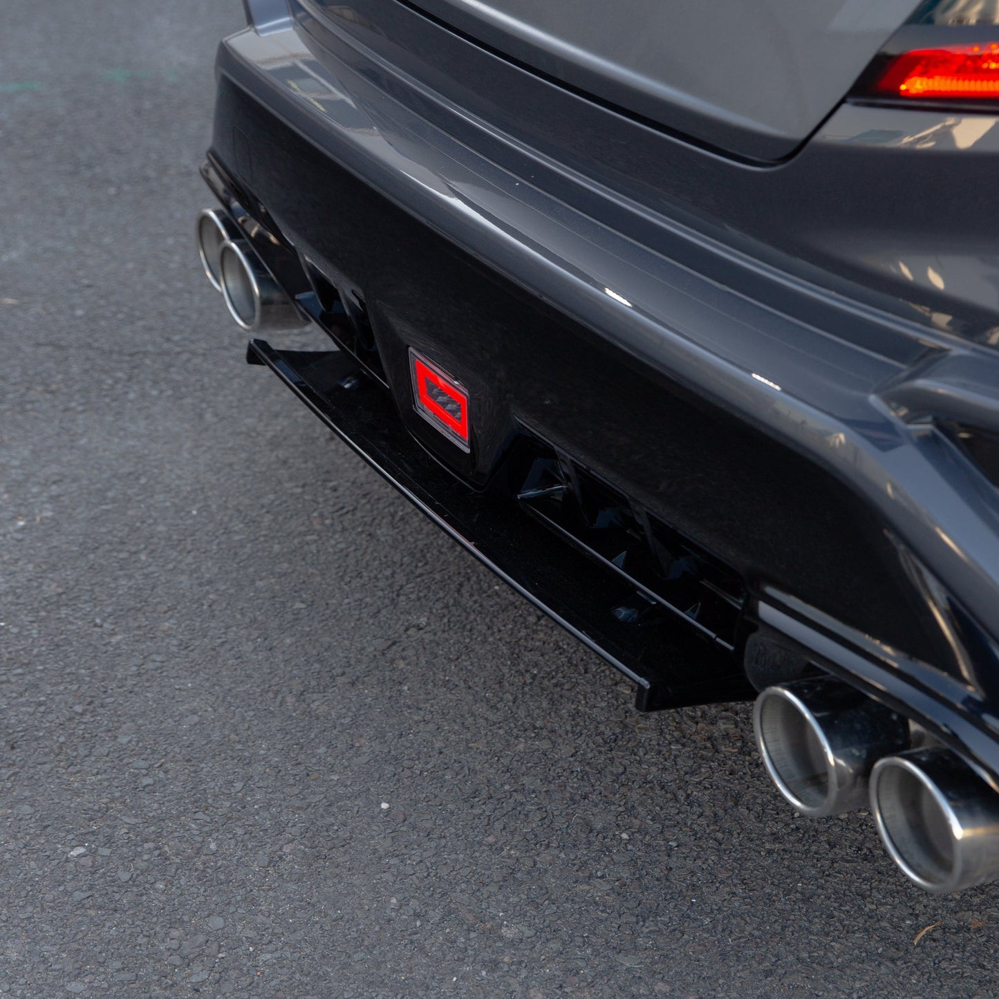 DMAKER STI-Spec Rear Under Diffuser For 2022+ Subaru WRX VB [Paint Matched]